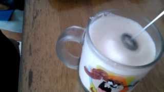 Aerolatte Review Frothing Cold Milk In Under 1 Minute [upl. by Cindra]